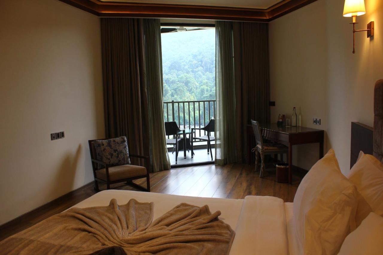 Niraamaya Retreats Samroha Athirappilly Exteriér fotografie