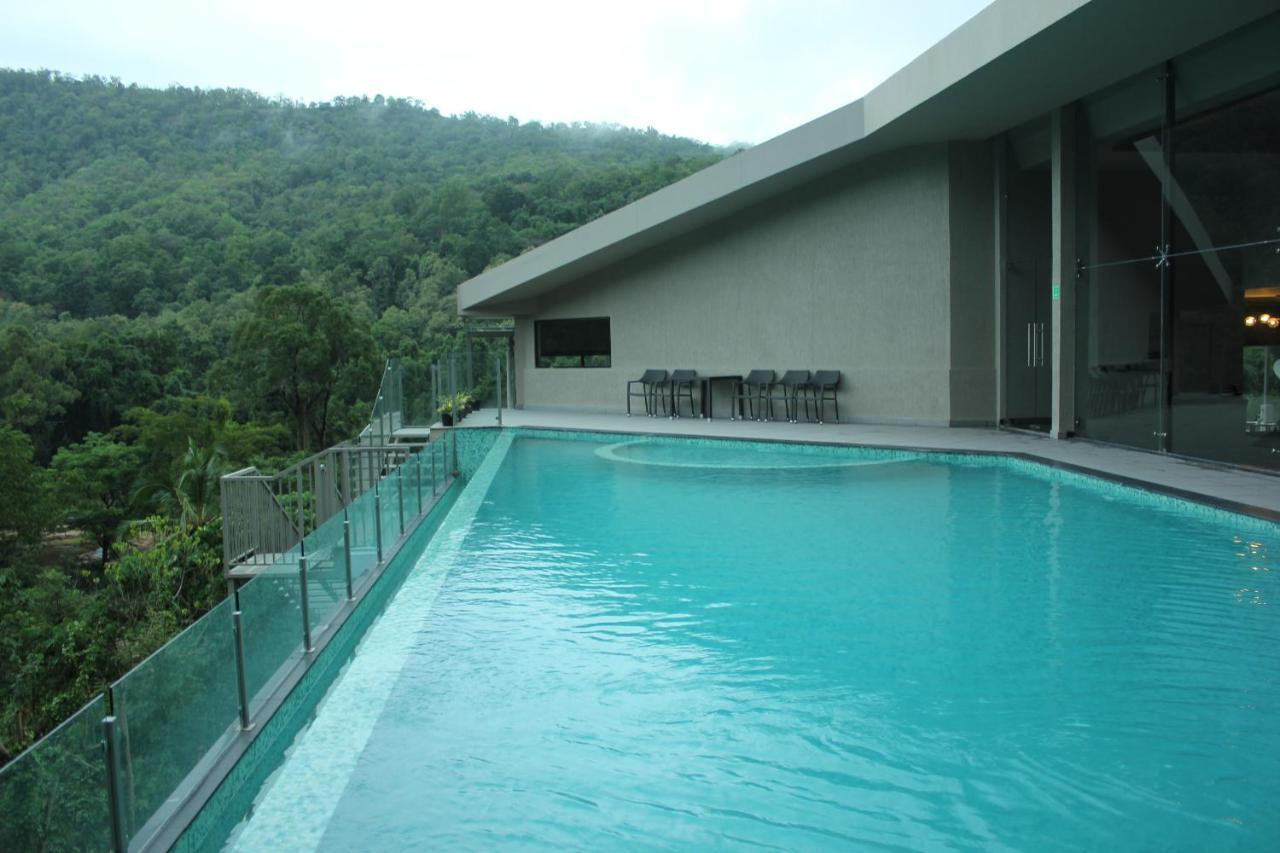 Niraamaya Retreats Samroha Athirappilly Exteriér fotografie